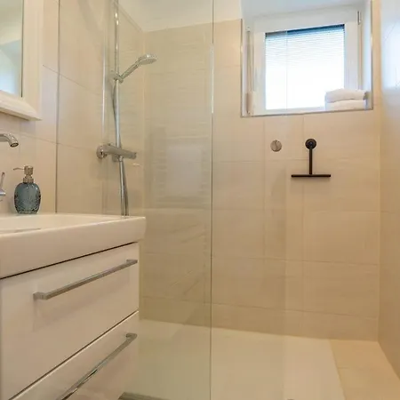 Apartamento Haus-hamburg-berlin-wohnung-kajuete-64